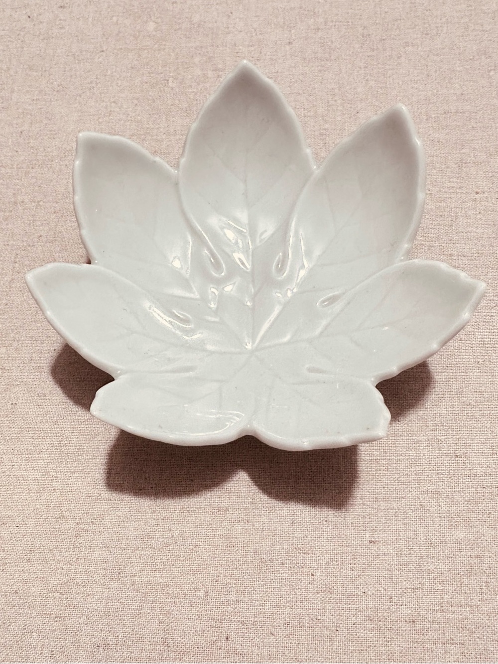 Vintage | Trinket Dish | Vintage White Leaf Trinket Dish